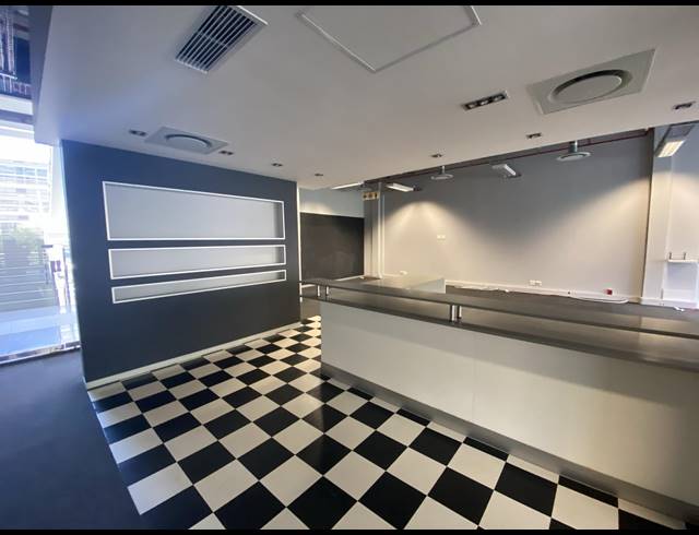 226M² OFFICE TO LET IN ZONNEBLOEM